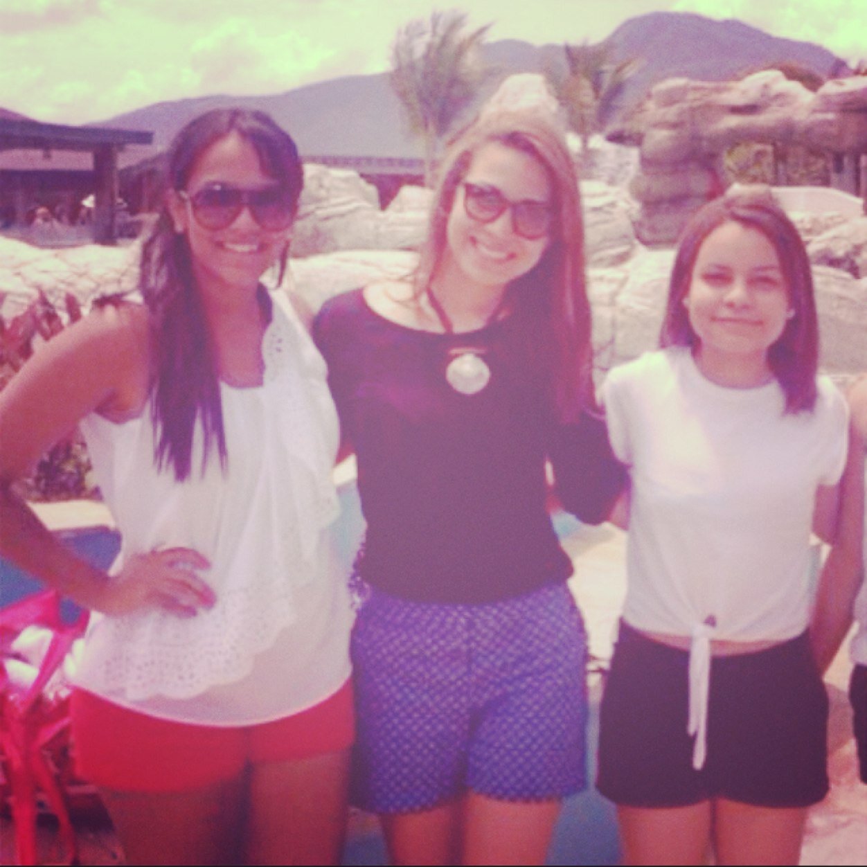 laurayepez's profile picture. 