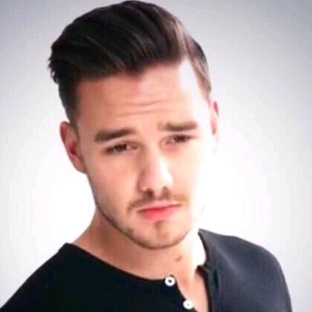 hey I am liam I love sing and being funny cuddles and pizzes Rp1 with niall (rp taken mrp bi)
