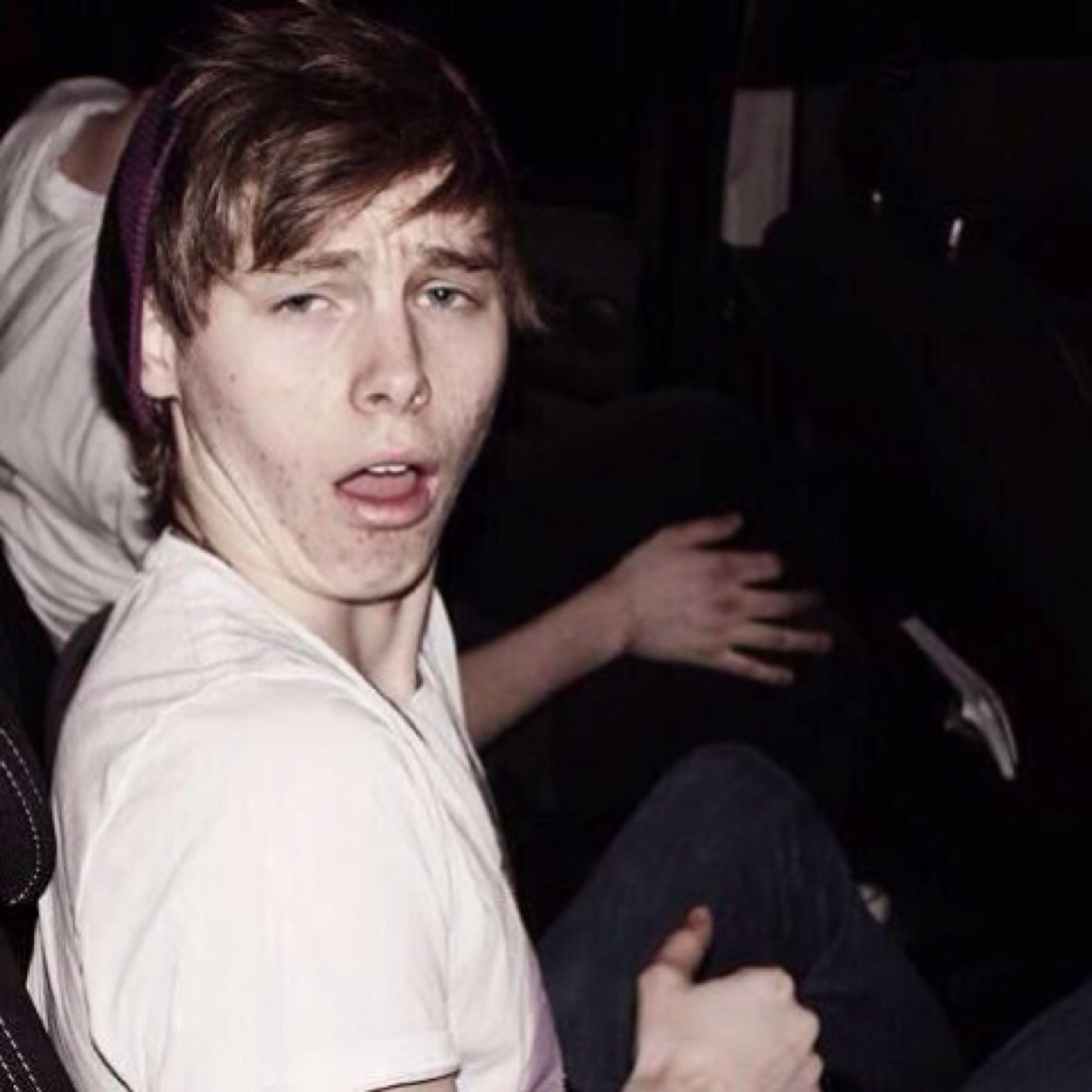 Follow @elitehemmings