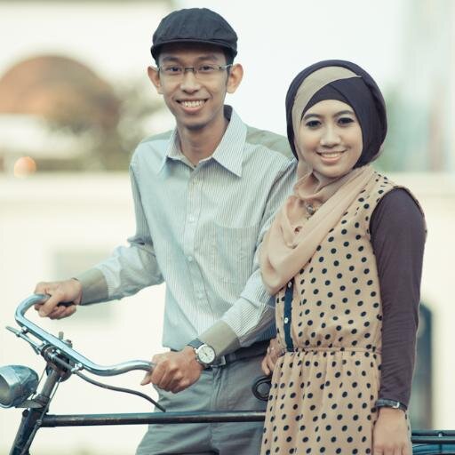 Memang bisa,pasti bisa dan harus bisa...optimis...:-)