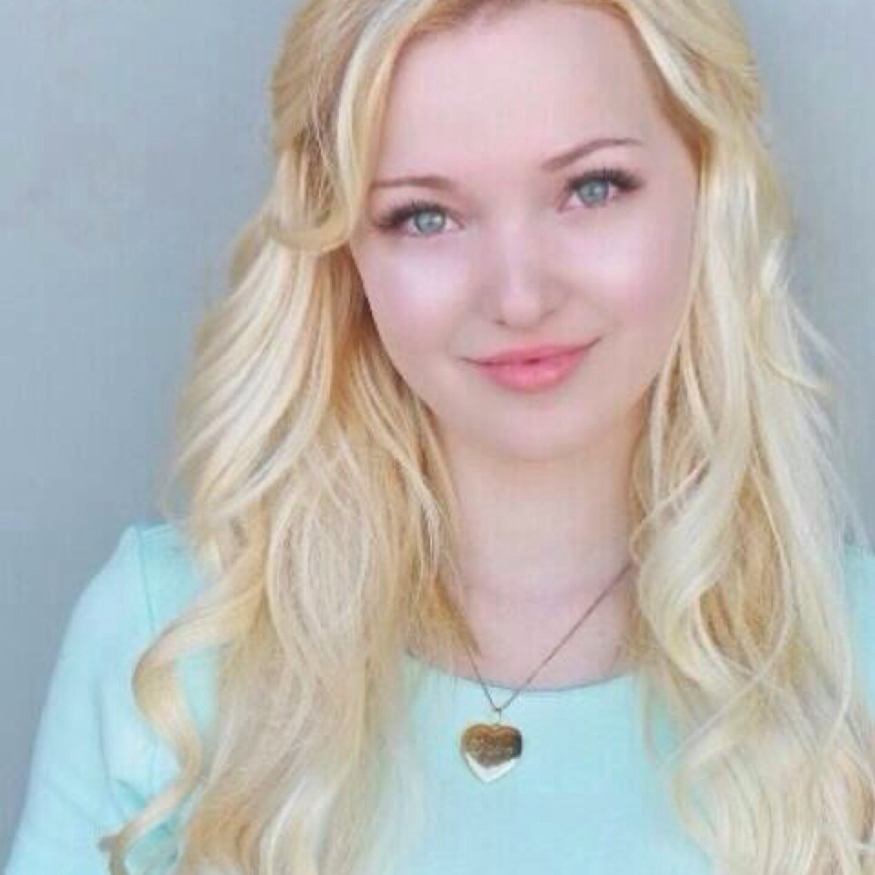 Hey im liv ronney~{RP}single