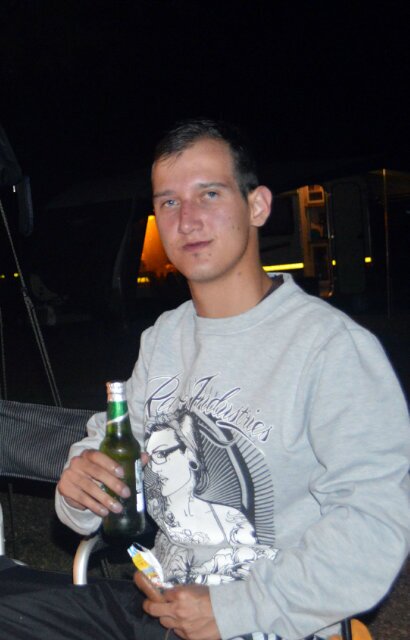 .I'm26 and intrest n love MMA,WMMA, ,WILDLIFE NATURE CONSERVATION PHOTOGRAPHY,FISHIN,CAMPING,BRAAI,,RUGBY,NFL,FOOTBALL - golden Lions,ManUnited Supporter