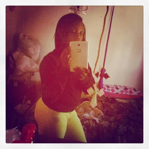 IF U WANNA KNO ME FOLLOW ME #Yimple.