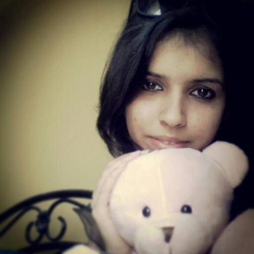 Software developer who loves to live life without any worries..a dreamer, a believer!