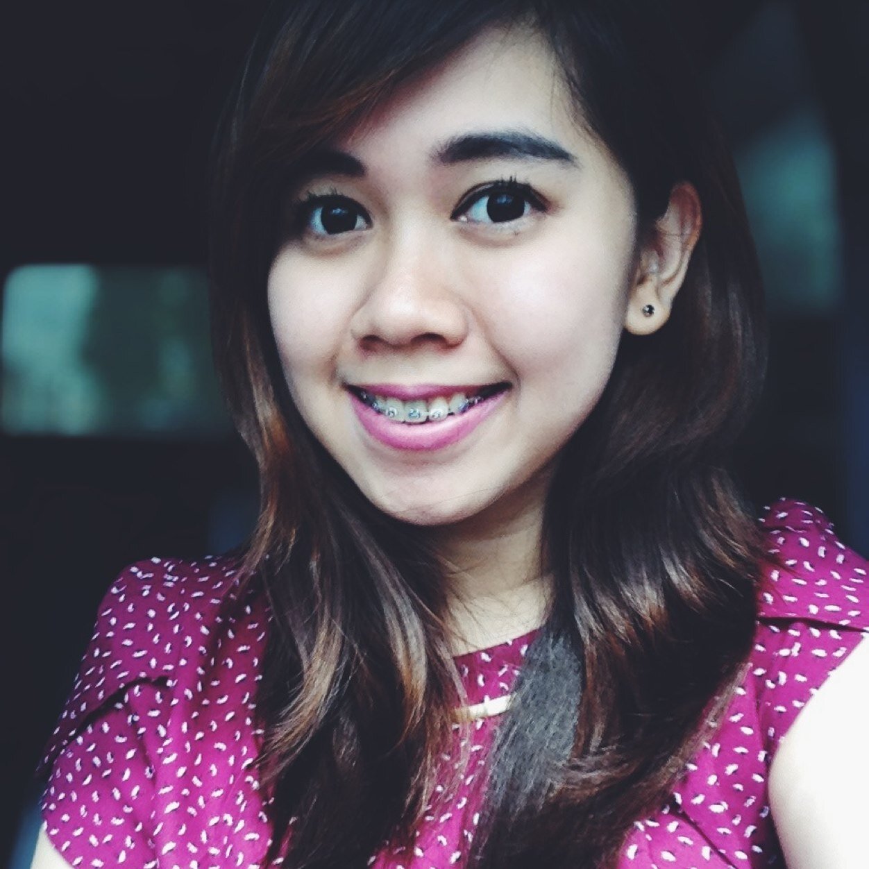 ayudap's profile picture. bahagia itu datangnya dari diri sendiri :)