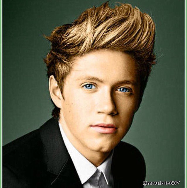 Je suis directioner et fier de l'etre car il sont tout pour moi quand je suis triste je pense a eux et la je suis super heureuse c'est pour sa que je l'aimes 3