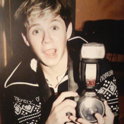 E imaginaria que esse garoto cresceria tão rápido? 
| Directioner, Mixer, LBS, Potterhead | Data: 12/09/13