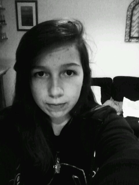 annabelle_swagg's profile picture. Follow moi et je te follow back ....