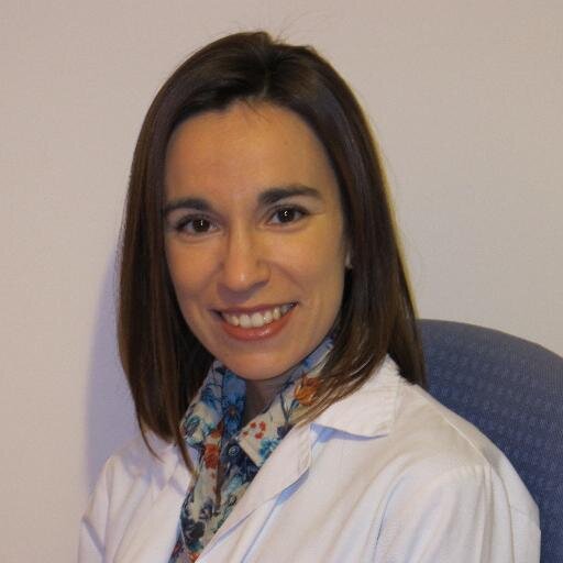Dermatóloga en Hospital Clínico Universitario de Valladolid. Vocal de la Academia Española de Dermatología y Venereología.
