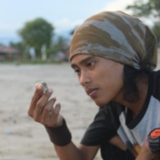 menjalin silaturahmi adalah hal yang baik