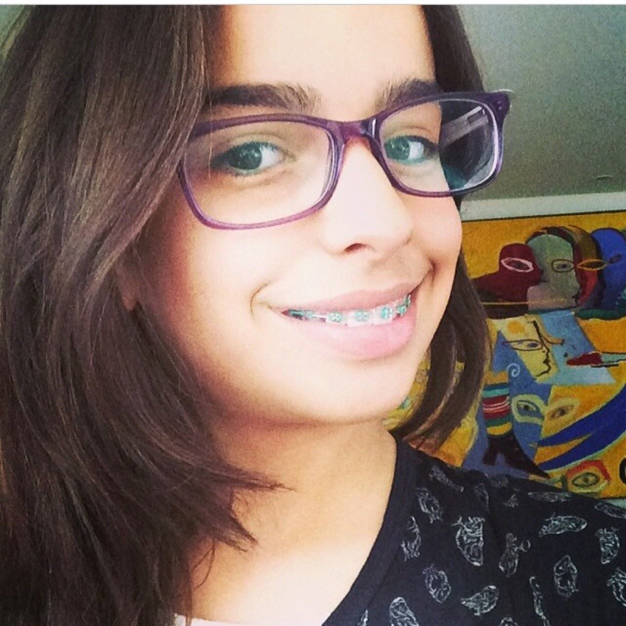 Sou gabriela,
 vivo sem medo de ser feliz, adoro rock e amo pudim! 
Ninguem precisa gostar de todo mundo, mas existe uma coisa chamada respeito