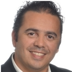 VMware Staff Engineer, VMware vExpert, former VMware User Group Leader Vancouver BC, VMworld Speaker Alumni, Visionary, Evangelist, Communicator.