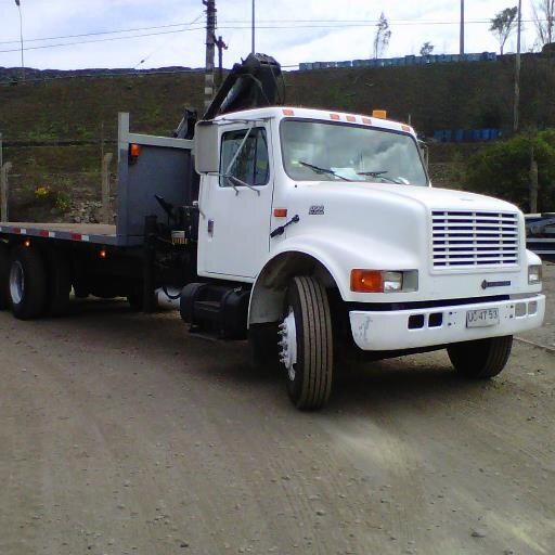 Arriendo de Gruas Horquillas y Camión Pluma Alquiler por hora, días, semanas, con o sin operador. Fono: 09-2512637