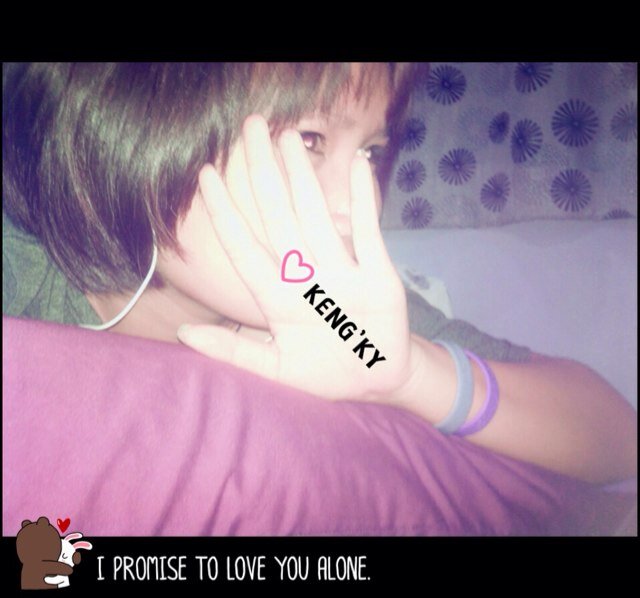 YadaWk's profile picture. นับตั้งแต่วินาทีนี้ไป ใจของฉันจะเป็นของเธอ โอบกอดเธอไว้เสมอให้เธออุ่นใจ สวมแหวนแทนคำสัญญา ว่าจะ ' รักตลอดไป ' จากนี้ขอใช้ลมหายใจเดียวกัน