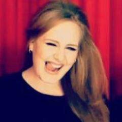 ChasingCementou's profile picture. Mi idola, la que llama a su hijo Peanut ♥