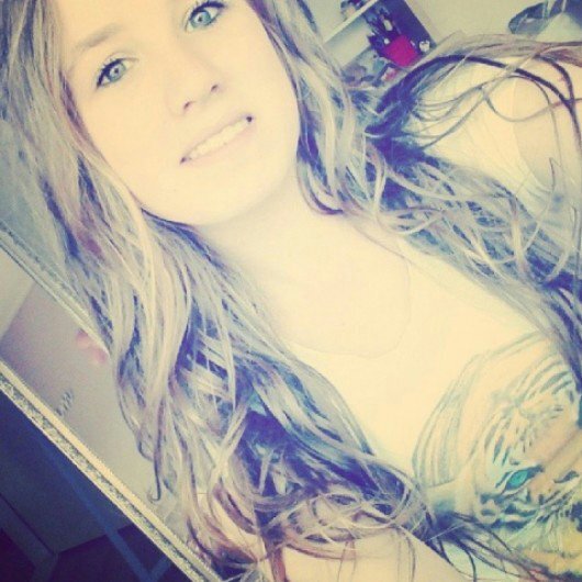 L O U I S E // I LOVEYOUUBABEYX CHANEL♡♥// insta : louiseloveyouux// App : 06♡♥♡♥♡♥♡♥.