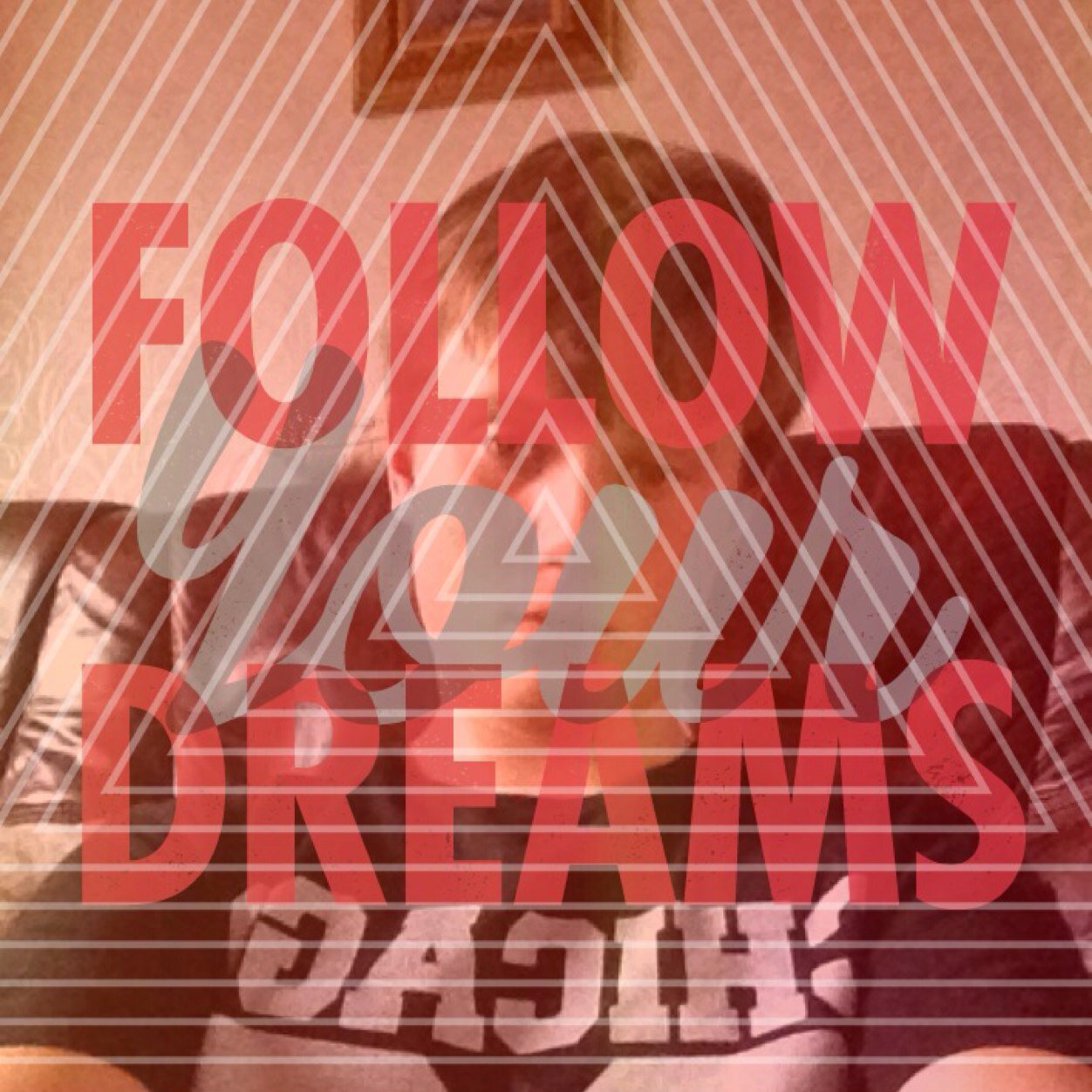 willi_stacey's profile picture. Hi doods we did it 1000!!!!!! Subscribers thank you so much for the surport see you dood later take care Ps3 name K1ngChame1eon Skype TheToxicZone12 plssubscibe