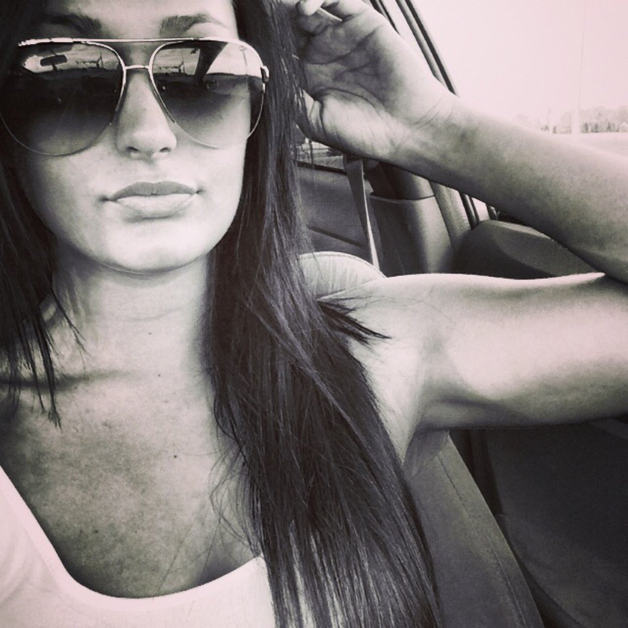 A girl on the go. 🚚 broker