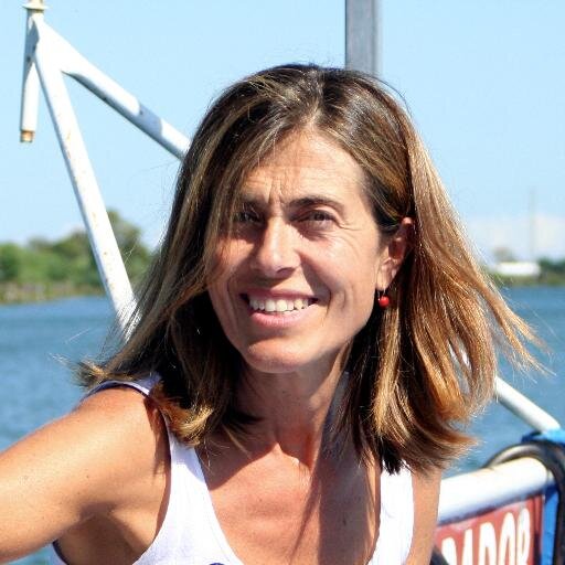 Treballadora Social jubilada. Aportant el meu granet de sorra perquè el mon sigui més just. SI a la Renda Bàsica Universal. Agraïda a la vida.
