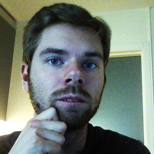 Skriver om musik och jobbar med kultur.