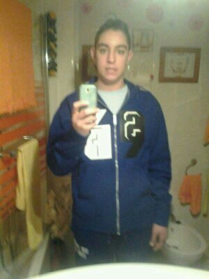 Carabanchel 22 /Dando guerra desde el 99 . RM/Aluche F.C :3                                          instagram:ivancasete_99