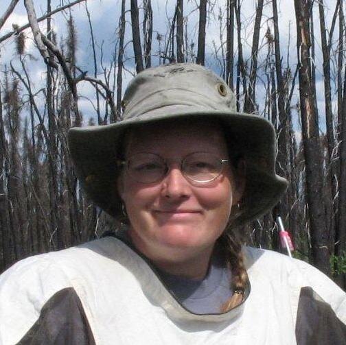 Ecologist studying impacts of disturbance on northern landscapes, interested in fibre arts, dogs, good food, gardening, work/life balance, and taking naps.