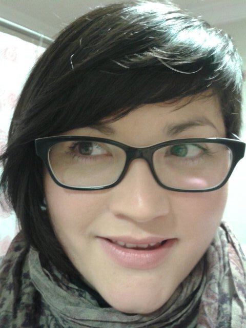 anajose24's profile picture. 