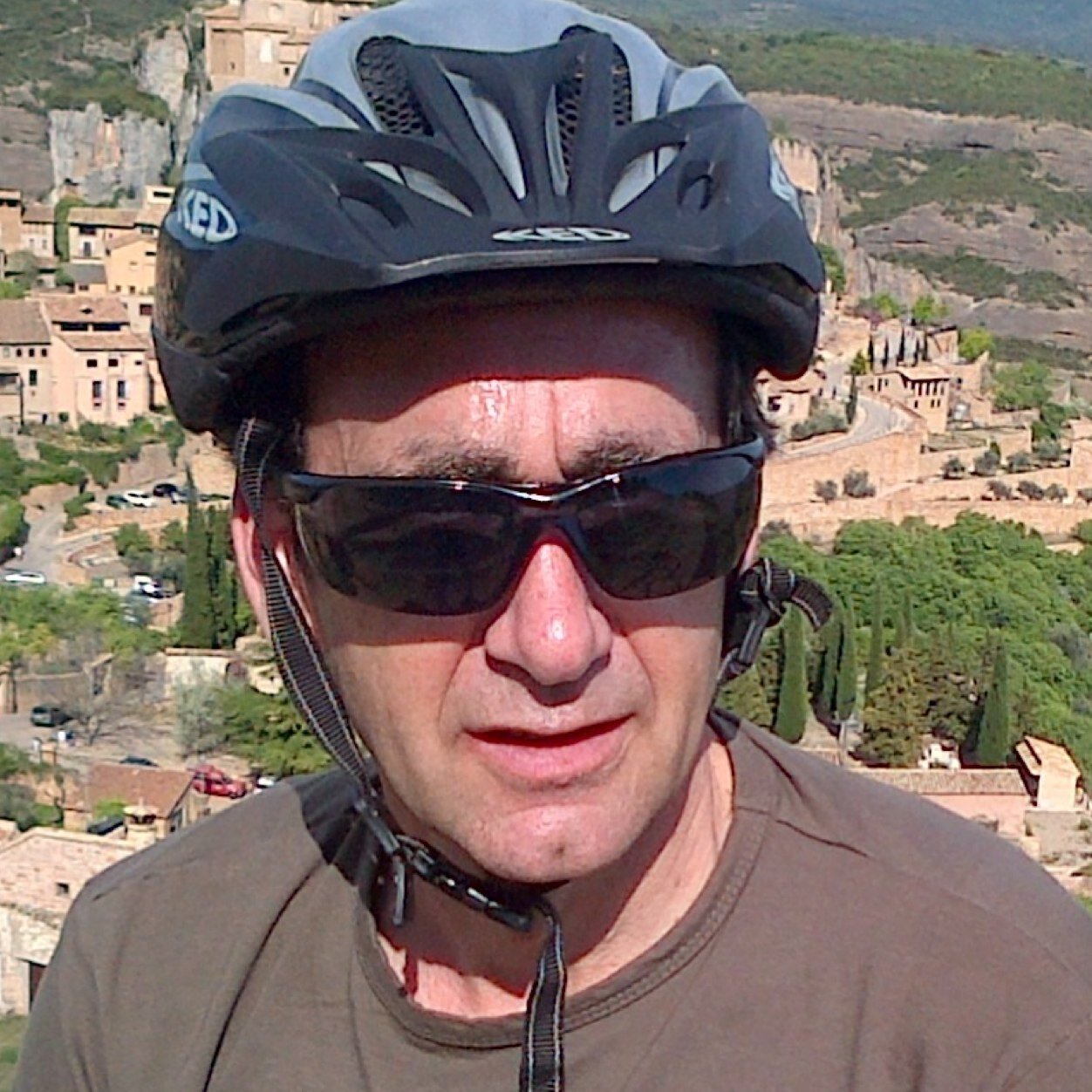 vfarras's profile picture. 