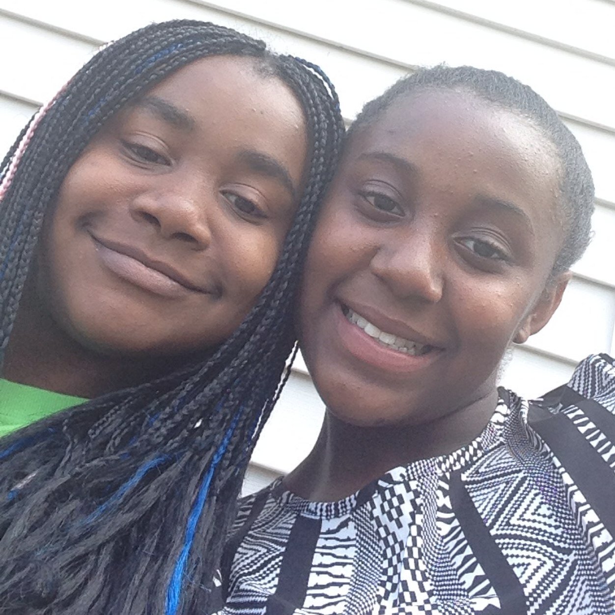 The 2 best friends