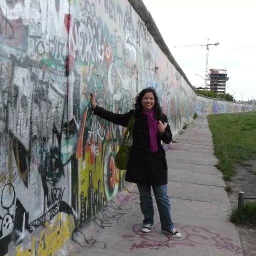 mrocioguerrero's profile picture. Profe, madre, indie, andaluza, por ese orden.