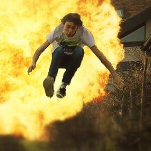 Je fais des vidéos sur youtube ! Si tu sais pas quoi faire, n'hésite pas à y faire un tour !