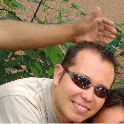 fiel...leal...sincero...amigable...fanatico de las aguilas...azulcrema 100%...digo lo que pienso y no pienso lo que digo...