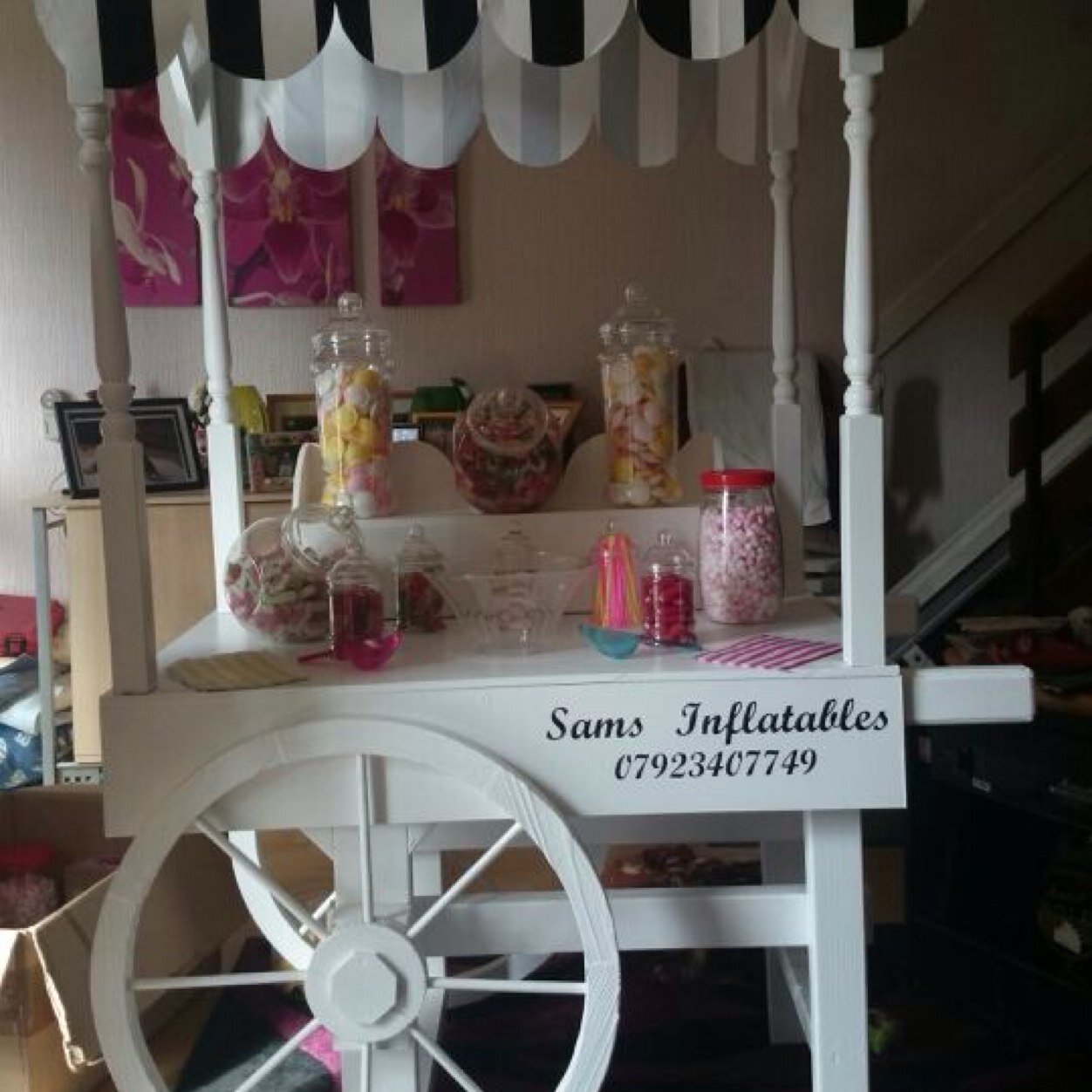 samsinflatables's profile picture. Family run business, bouncy castle, softplay, mascots, disco, face painting, glitter tattoos, candy cart, ball ponds 
Competitive rates