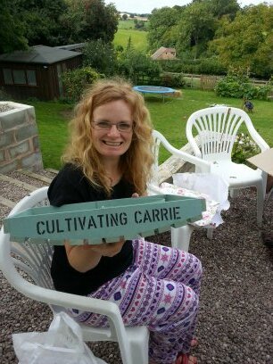 Mum, gardener, potager and grower of flowers. Living in Homer, near Much Wenlock, Shropshire, ENGLAND with an assortment of animals. #cultivatingcarrie