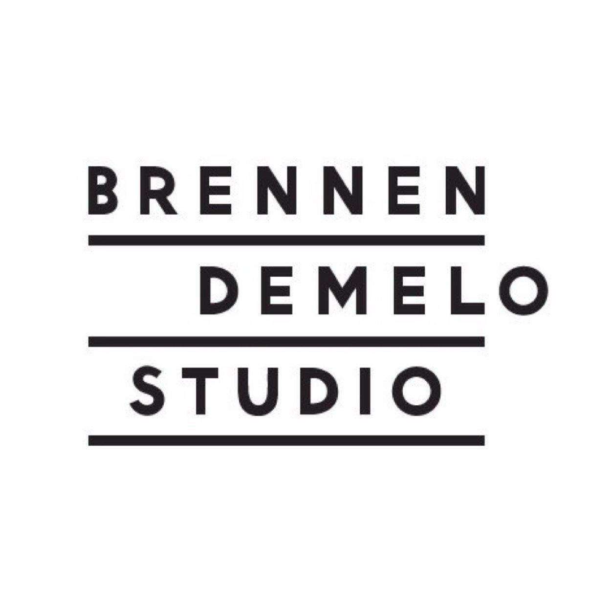 A thought-provoking blend of hair, art and culture info@brennendemelo.com