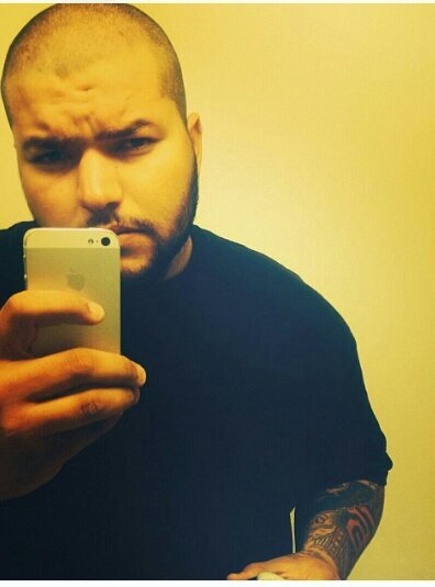 tryna live my dream so i dont have to work for some one that did