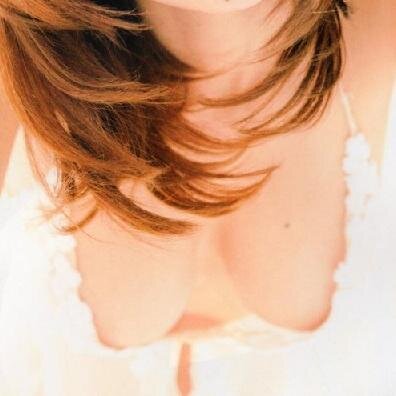 Hi, I'm Japanese. And I post Japanese beautiful girls pictures every day. If you want to see more pictures, please visit my website. Thank you!