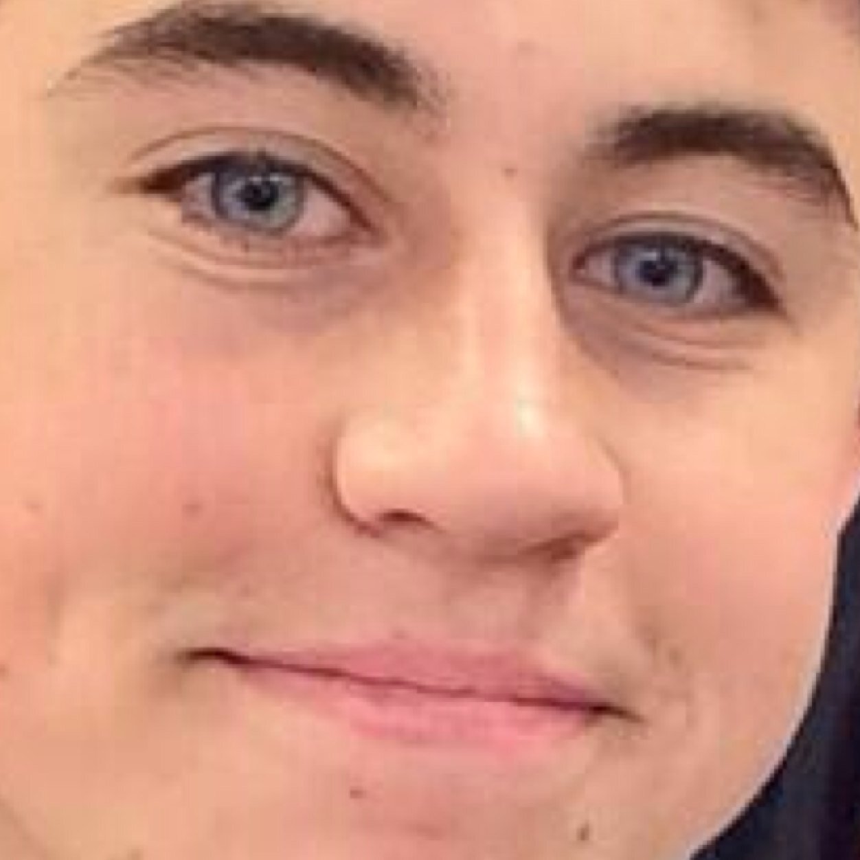 follow @itsssmargo bc free follow