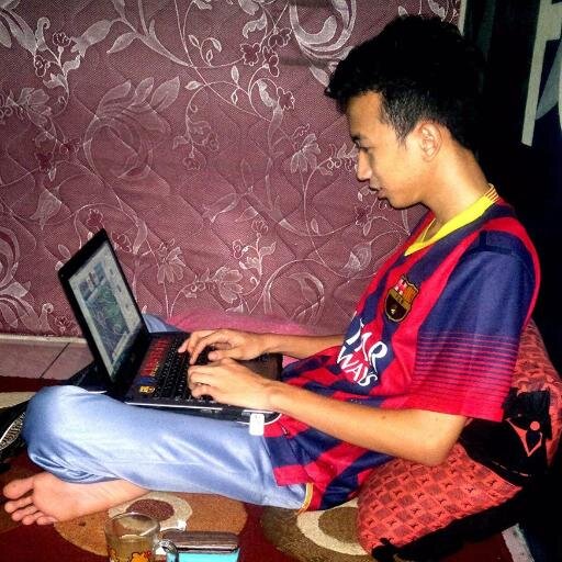 club hebat bukanlah yang selalu menang ataupun kalah. tapi mereka yang bermain dengan gaya permainan yang selalu menyerang.
