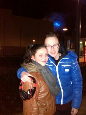 love @christa_devries and love @Anne_askes so much she is my best friend for ever, she is a sister for me ♥