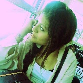 Yo amo la musica, Soy una chica super divertida♥,amo dibujar..y mucho mas
SIGUEME Y TE SIGO ;)
