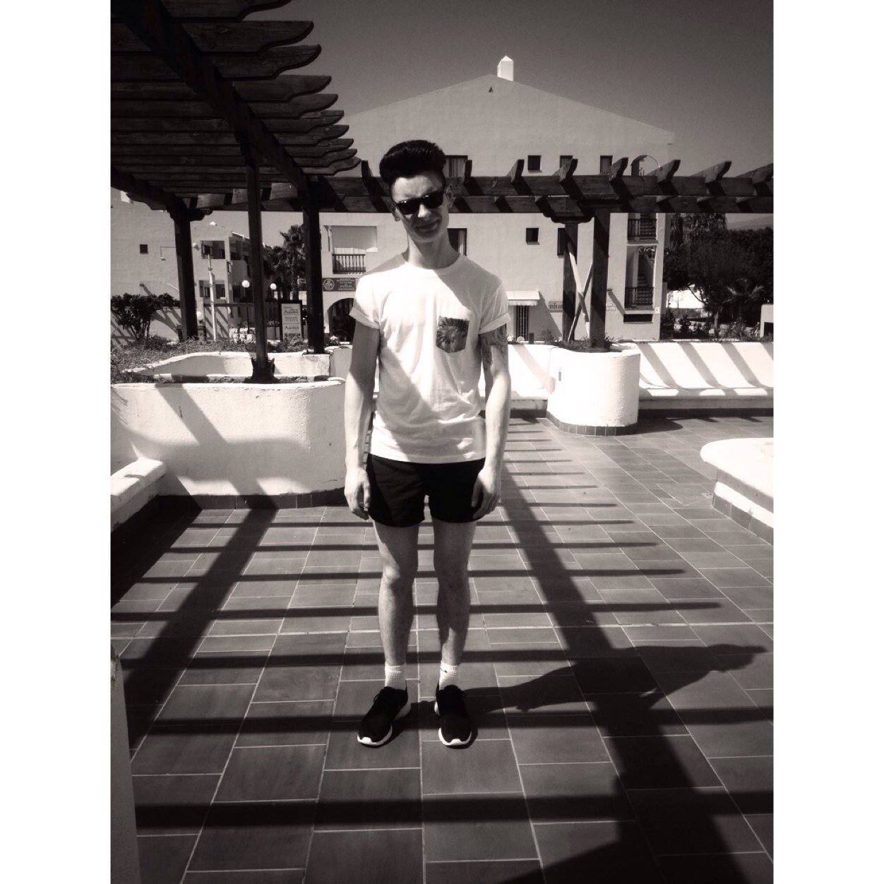 Back up account for @MarcusDilibero2. Following 1 in 10 people back.
