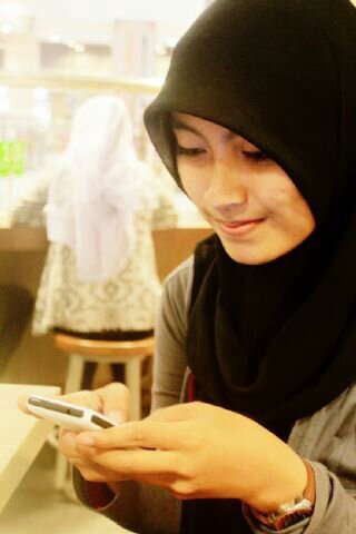 life is beautifull :) | http://t.co/wHMkoIIBhP | http://t.co/1cXXBH4IW1