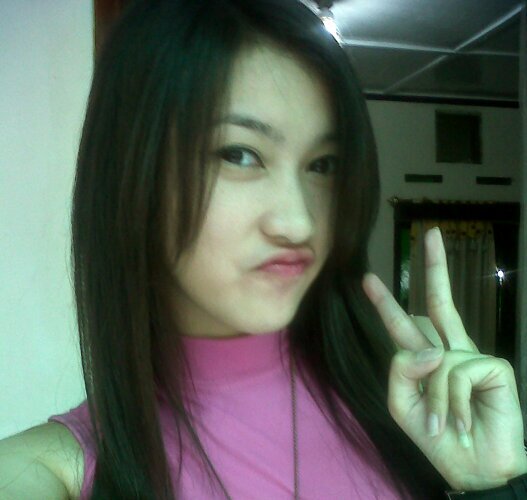 nenkcheee's profile picture. Be smart girl