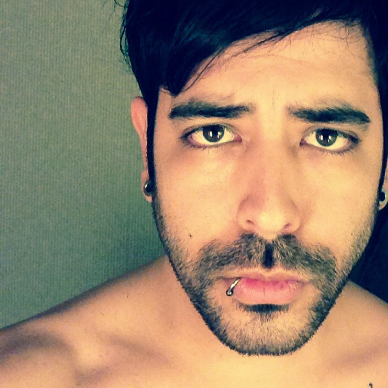 JeremiahTorrez's profile picture. Slinger of drinks, designer of things and pretty nice dude.