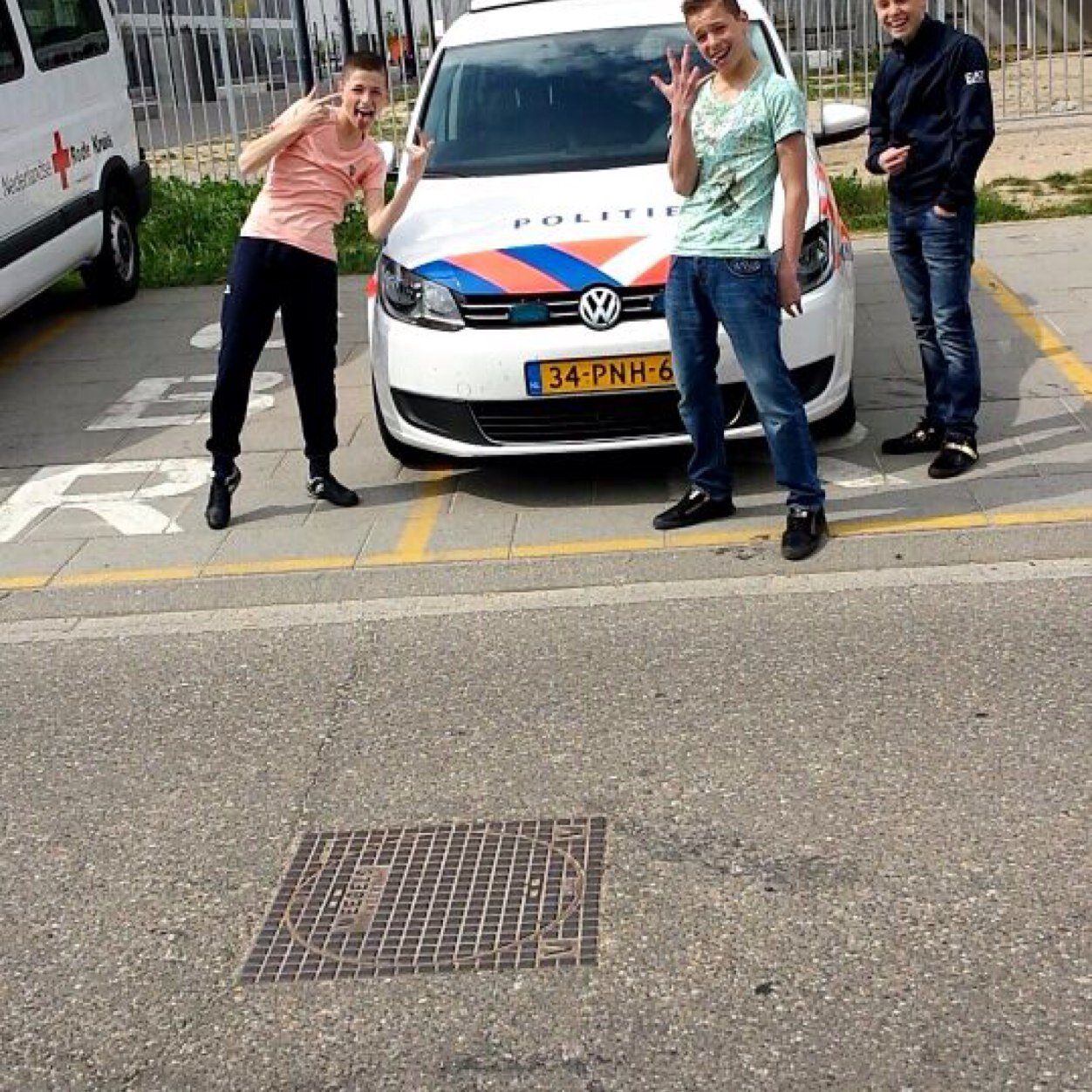 Lasse046's profile picture. ❤️Bobbi       
    //mijn groote broer sta altijd voor je klaar thankyou voor alles ♡xx Inbrekertje