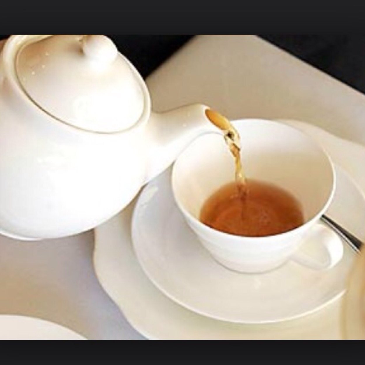 itsallteatome's profile picture. 