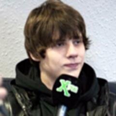 areubugg's profile picture. i know so many last words,but I will never know hers