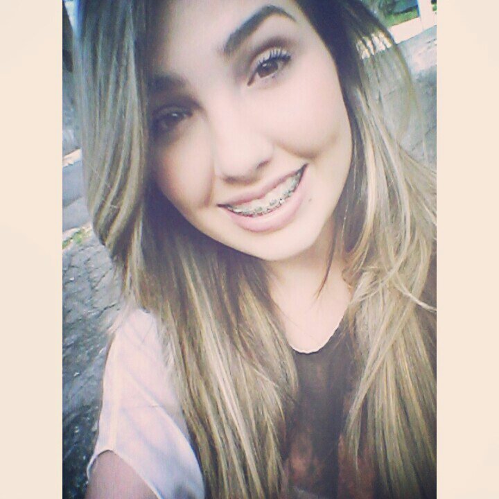 Laryssa, 17.