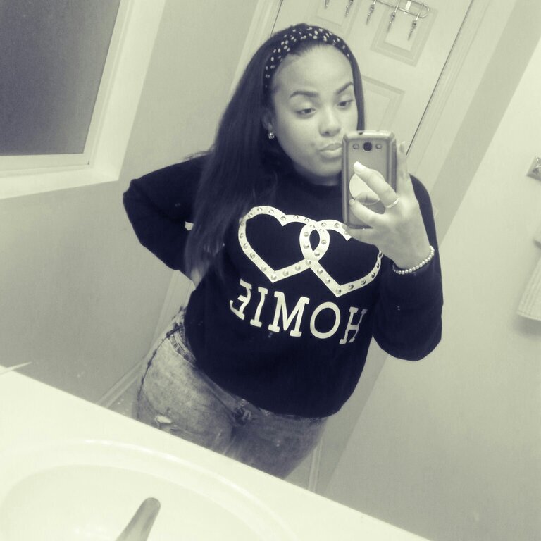 #TEAM GEMINI IM FAITHFULL  LIK TO HAVE FUN #TEAM I FOLLOW BACK IM COOL ASS HELL